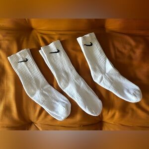 Nike Everyday Cushioned Training Crew Socks